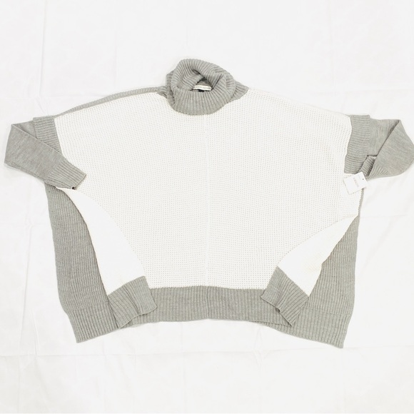 NWT La Classe Couture Grey/White WaffleKnit Oversized Pullover Cowl Neck Sweater - Picture 1 of 6